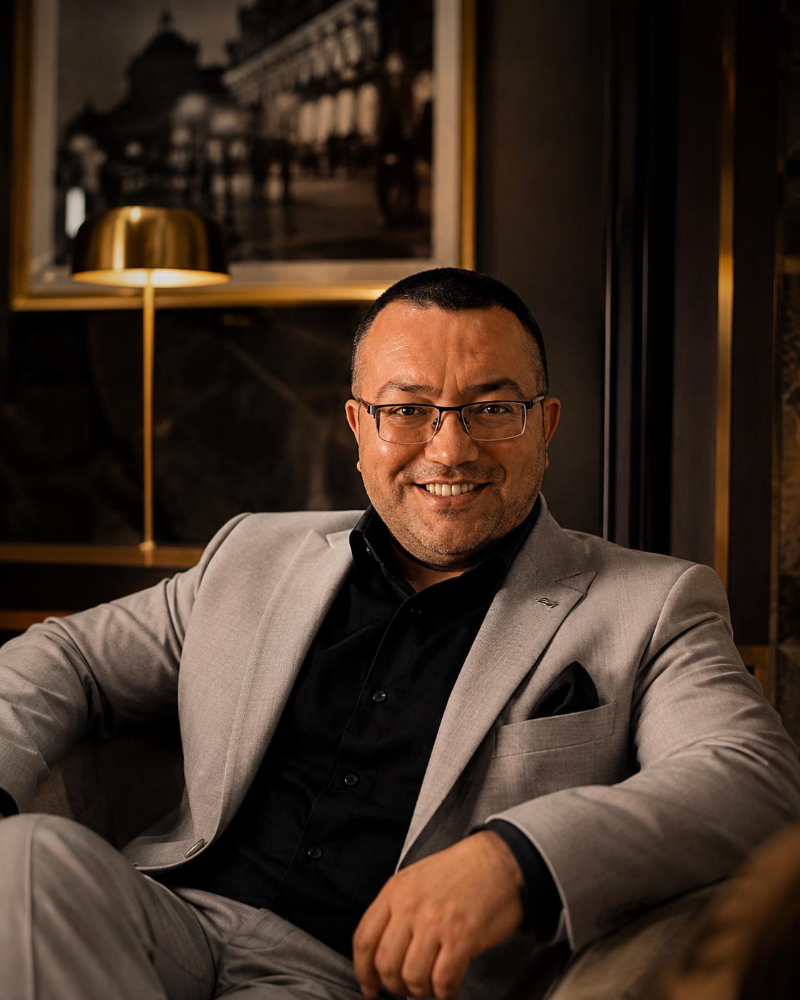 Tolga Yazici Hakkında